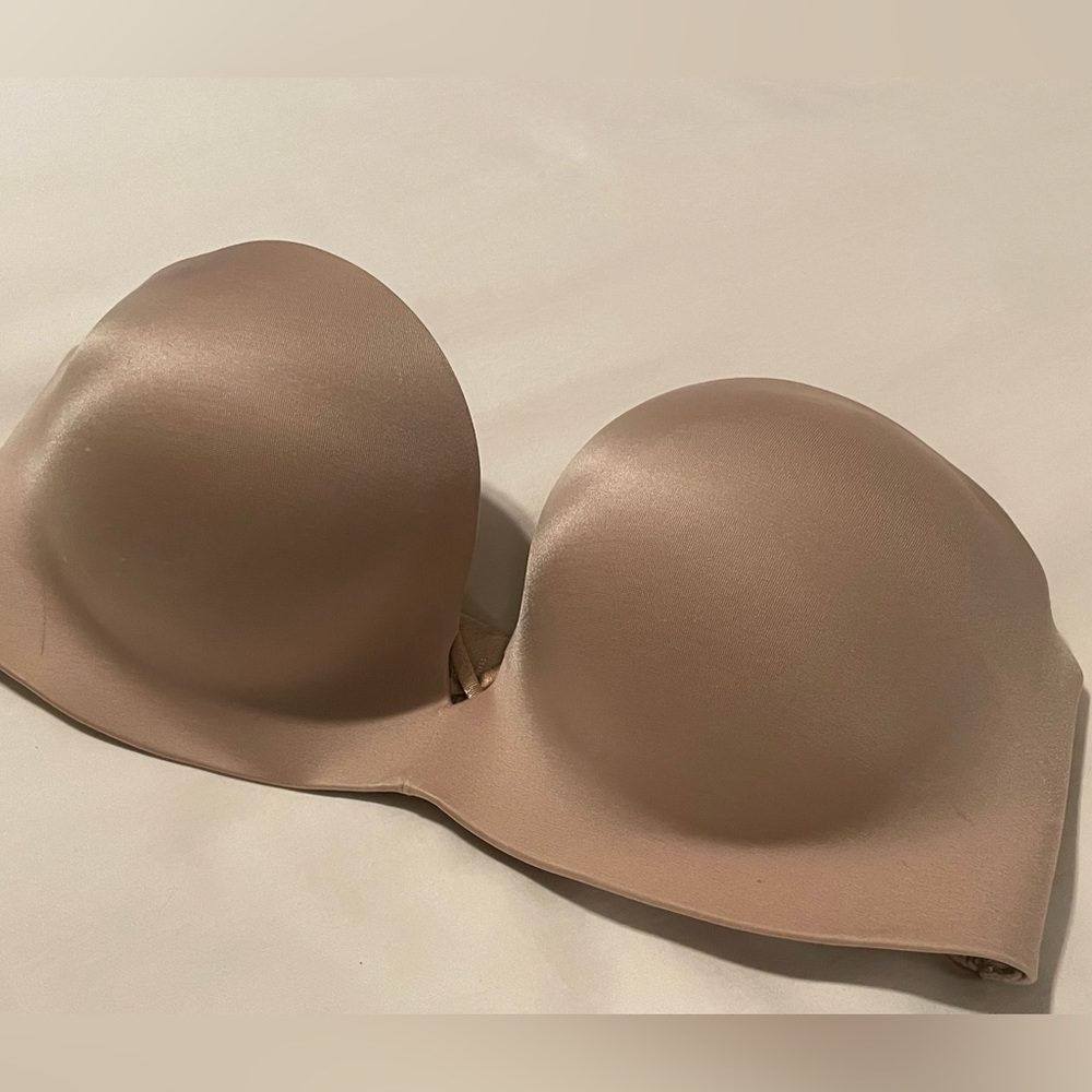 Victoria’s Secret Miraculous Padded Strapless Champagne color